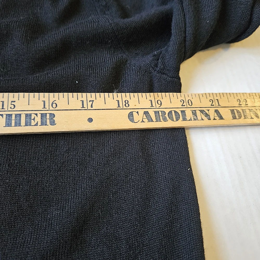 Banana Republic 100% Merino Extra Fine Wool Men's L
